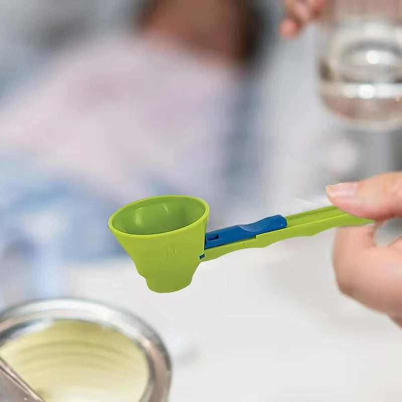 Protein powder scoop and funnel for coffee